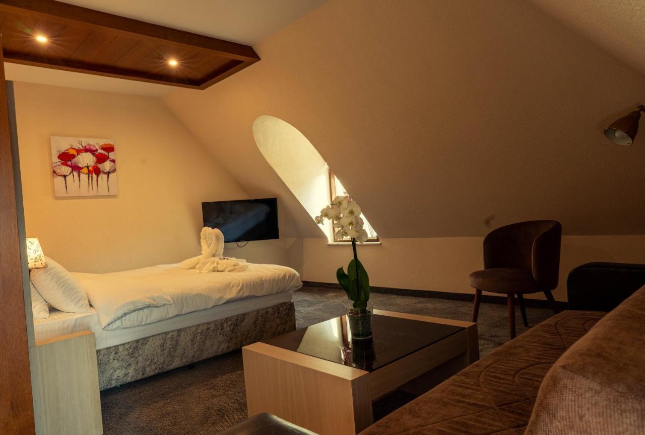 Boutique hotel Provence Бутик хотел Прованс Петрич Экстерьер фото